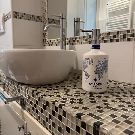 Lägenhet Mare Con Giardino