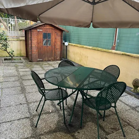 Mare Con Giardino