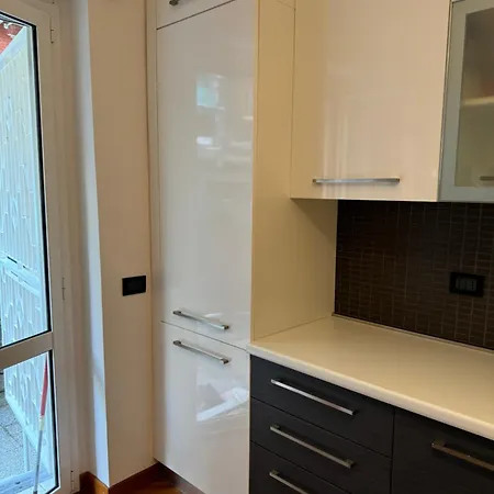 Mare Con Giardino Apartment