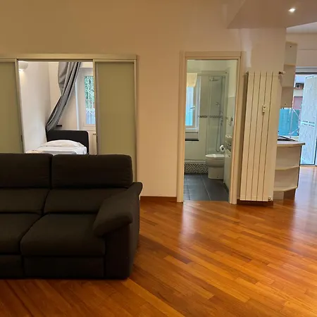 Mare Con Giardino 热那亚