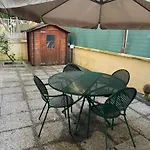 Mare Con Giardino